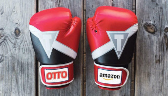 Größer, spendabler, modernere Hierarchien: Amazon oder Otto – entscheiden Sie selbst, was Ihnen im Unternehmen wichtiger ist.